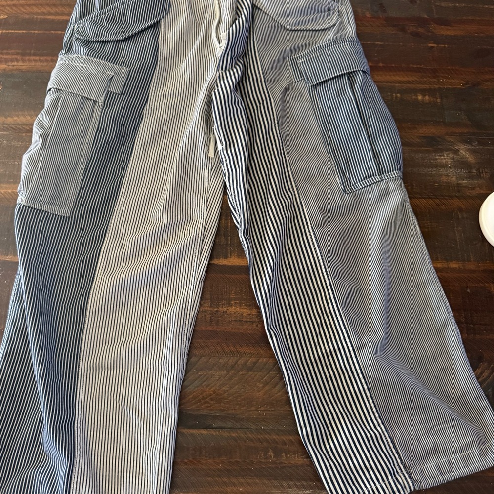 Striped Women’s Cargo Pant